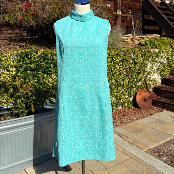 1960s handmade floral shift dress - Picture 2 of 8